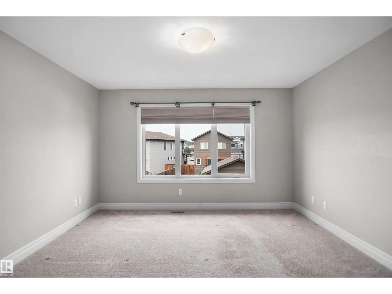 138 HENDERSON LI