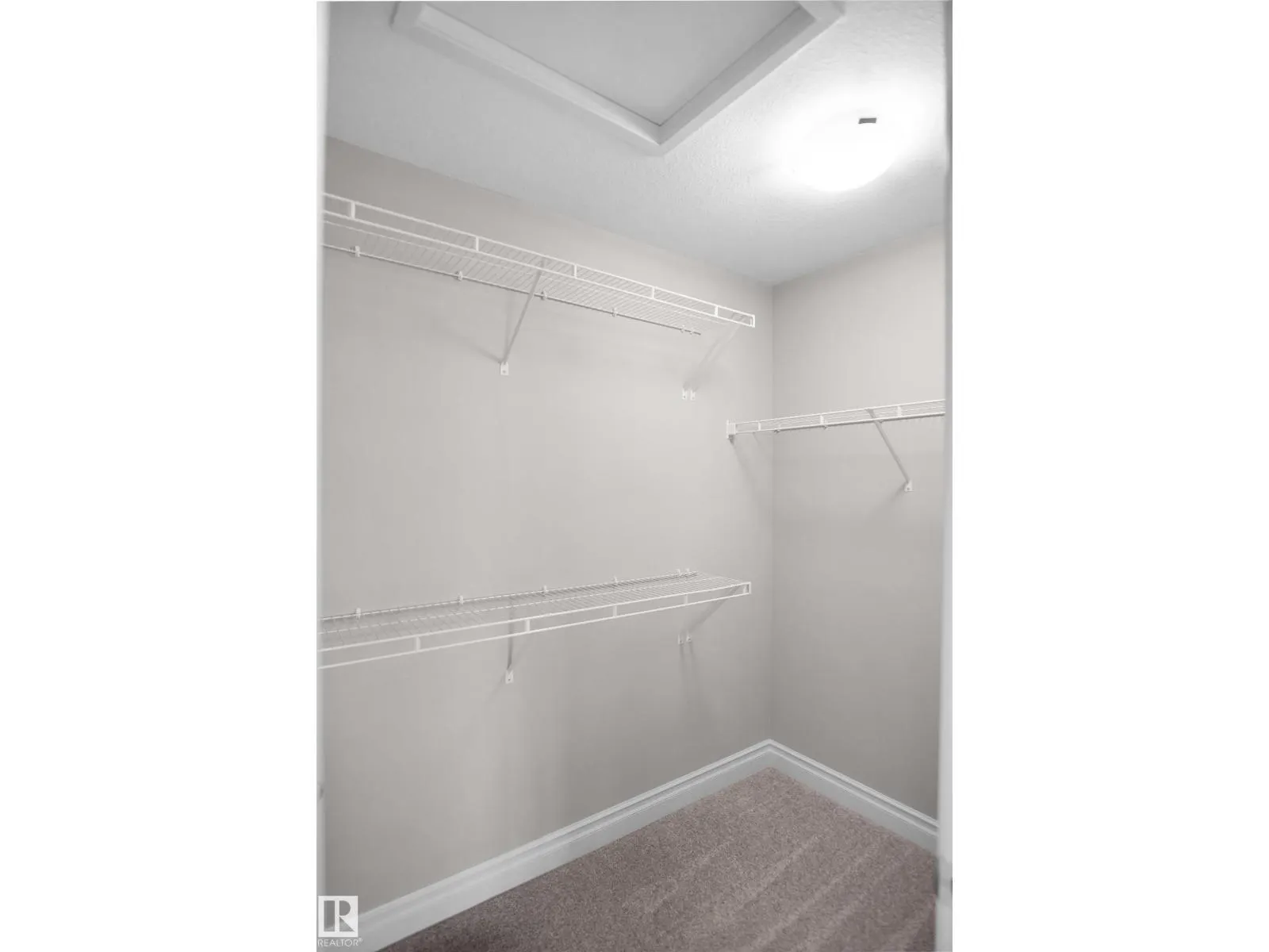 138 HENDERSON LI