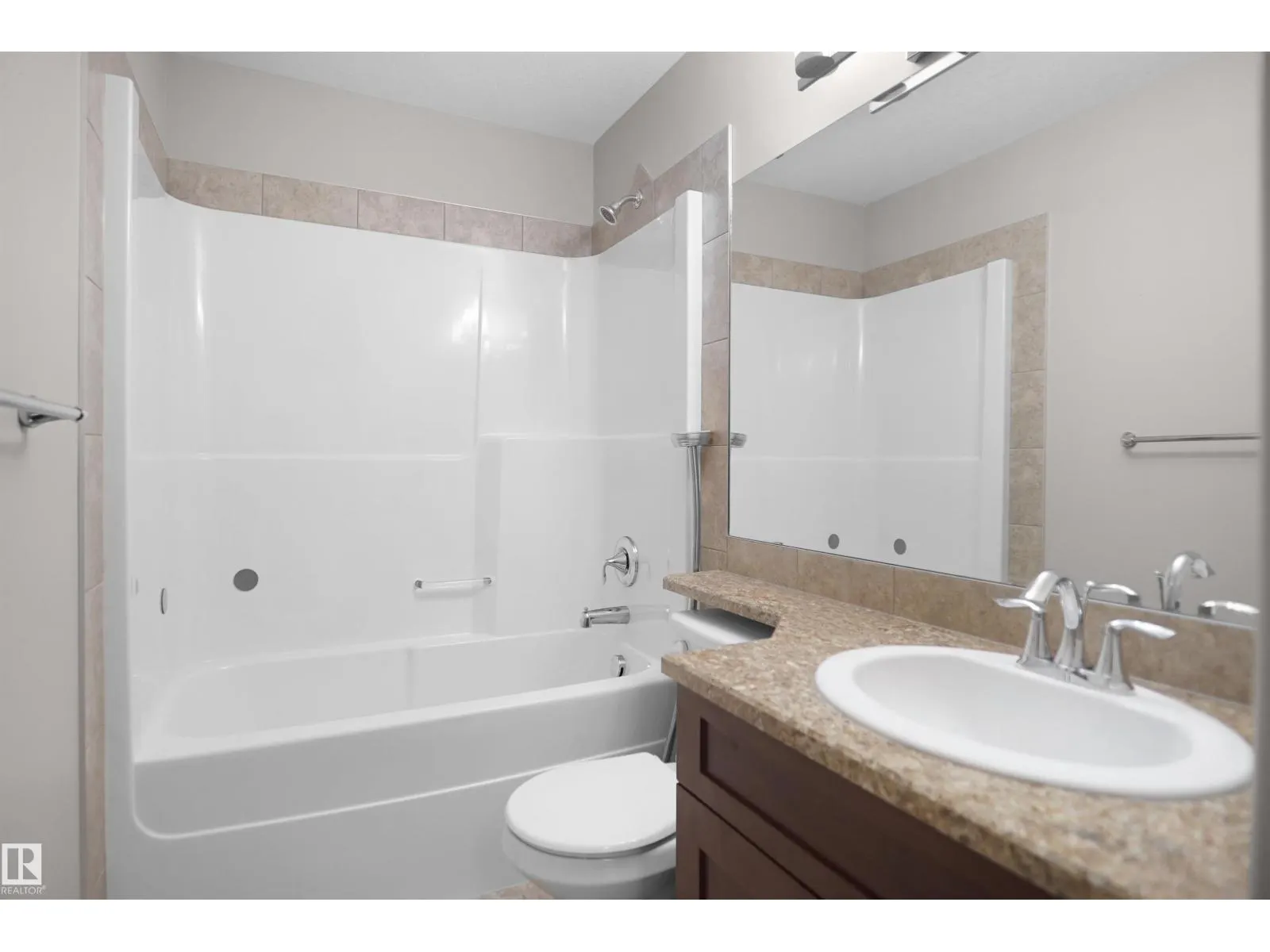 138 HENDERSON LI