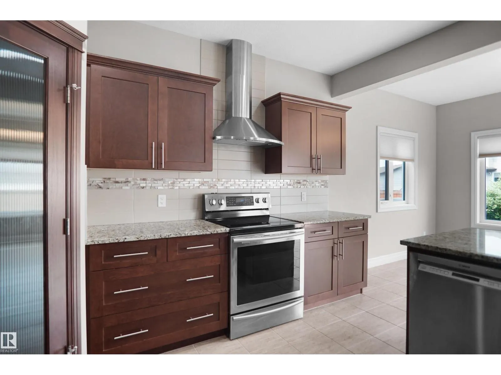 138 HENDERSON LI