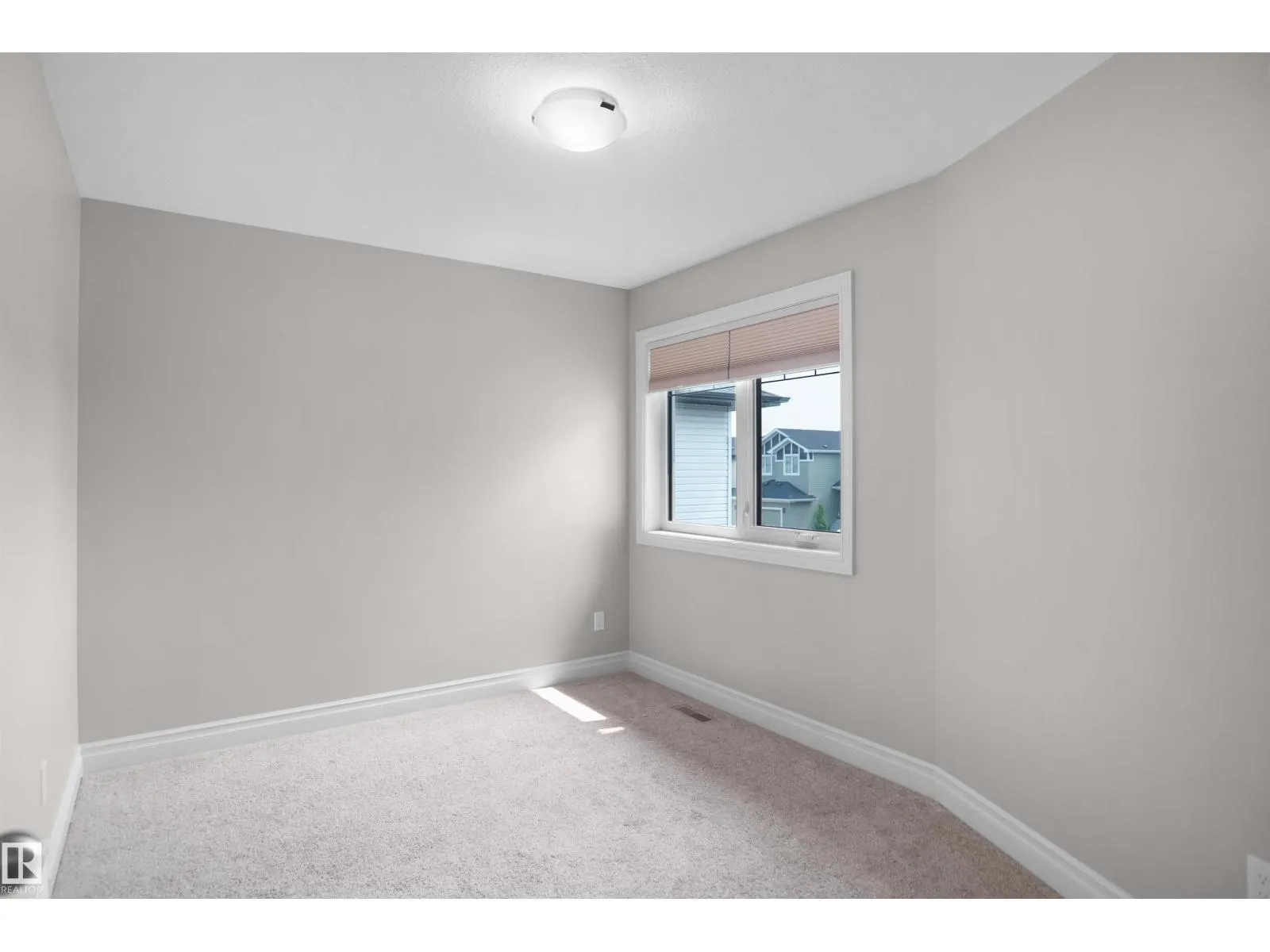 138 HENDERSON LI