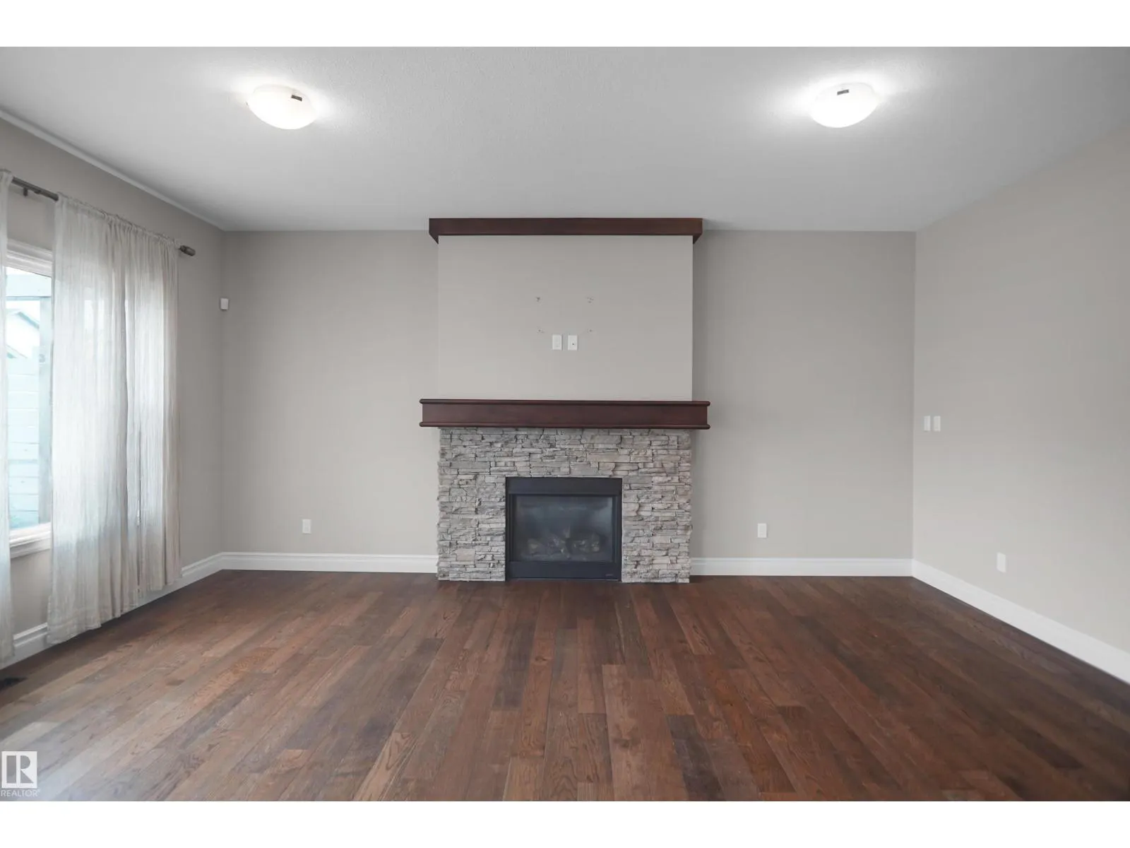 138 HENDERSON LI