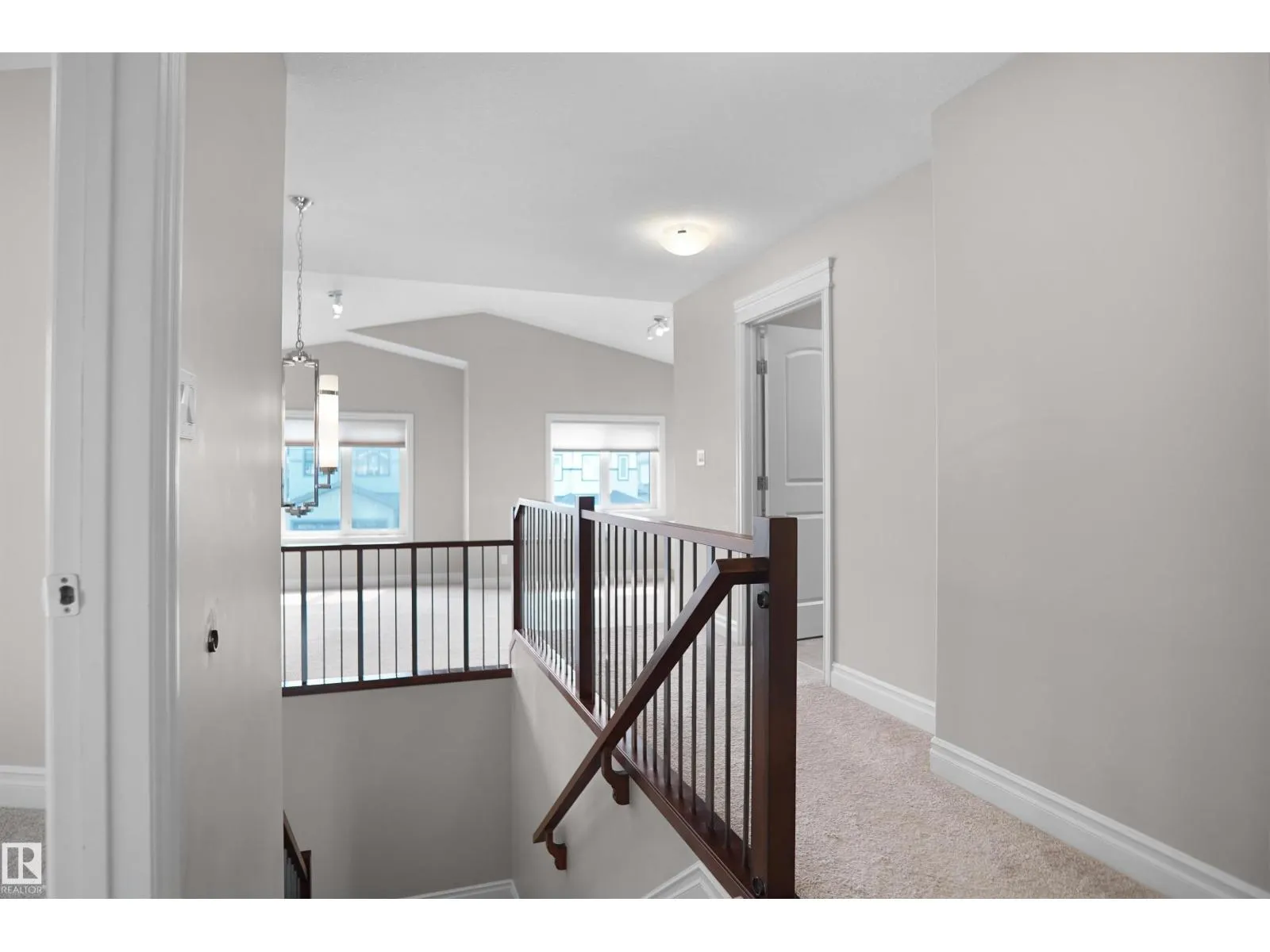 138 HENDERSON LI