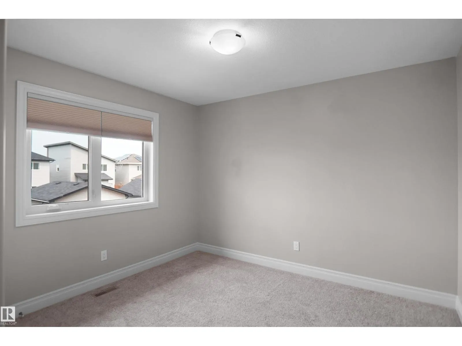 138 HENDERSON LI