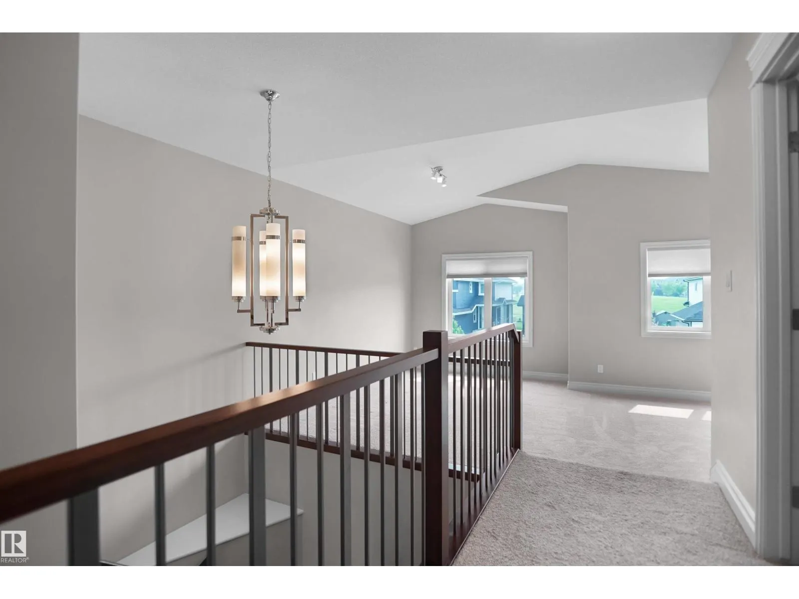 138 HENDERSON LI
