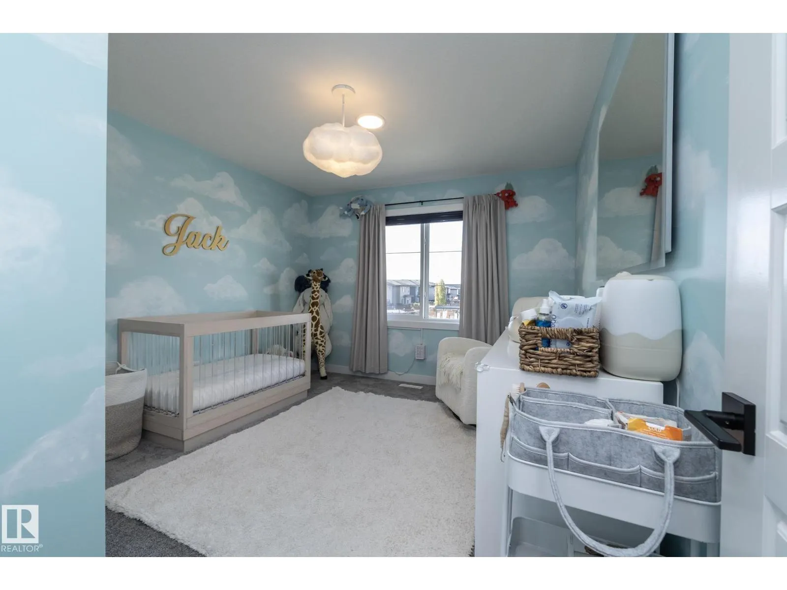 54 KINGSBURY CI