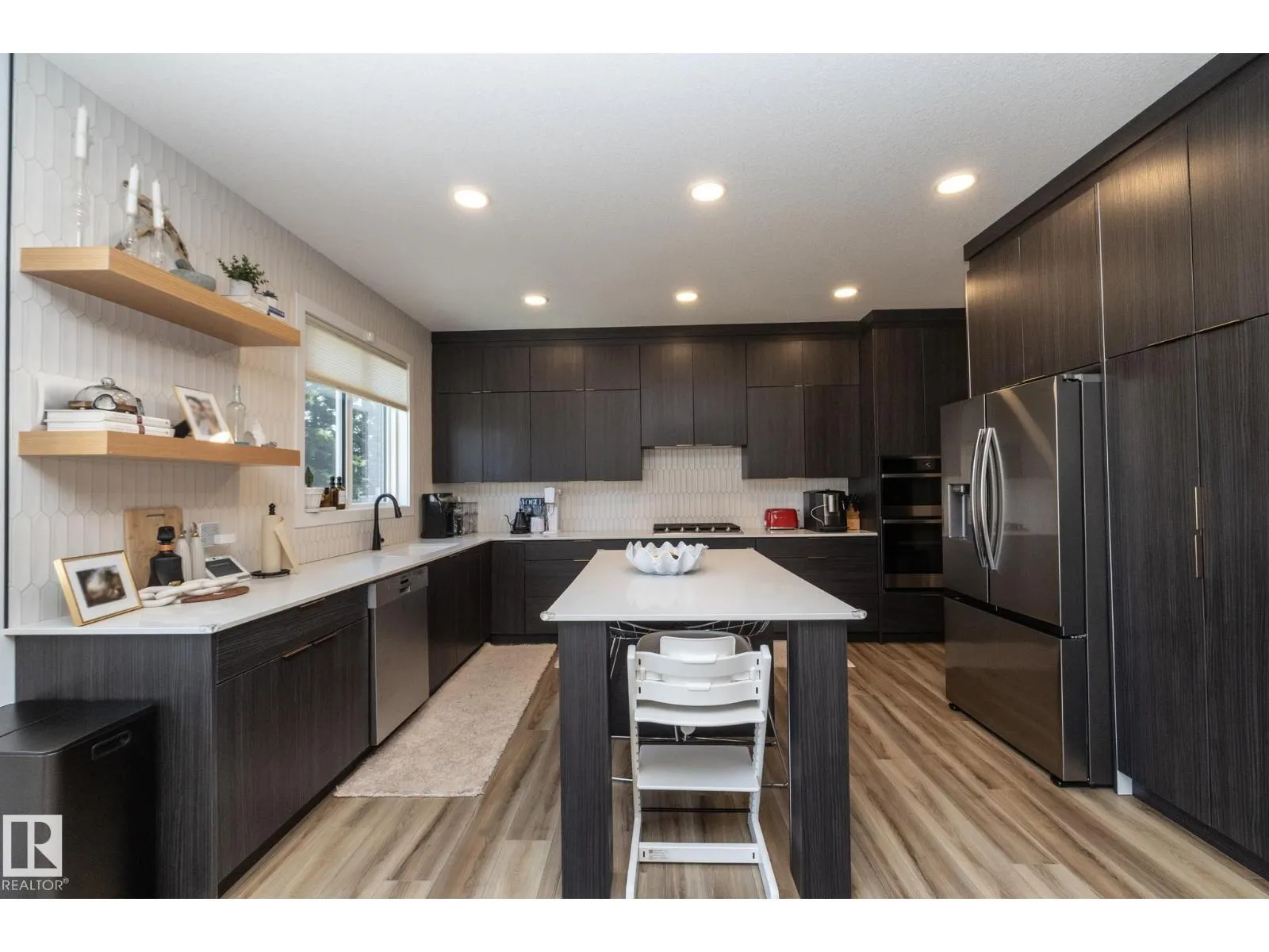 54 KINGSBURY CI