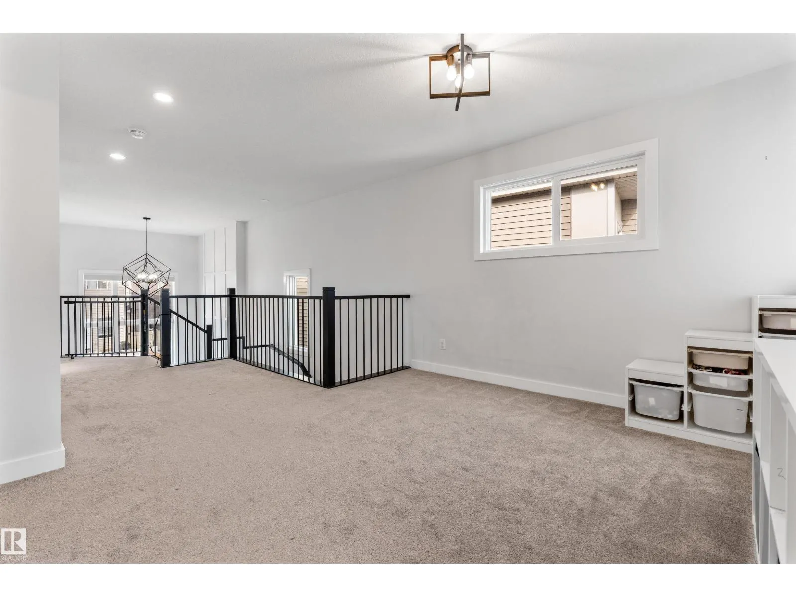 35 MEADOWBROOK WY