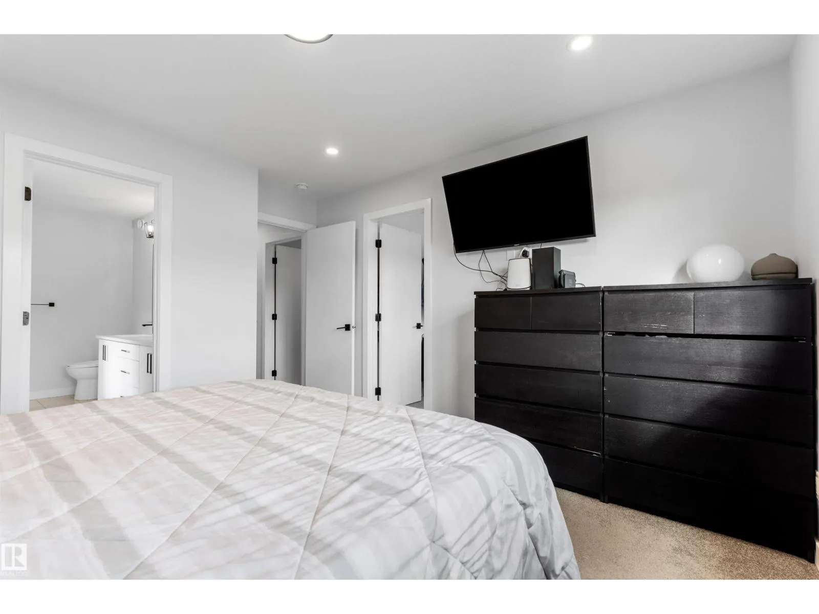 35 MEADOWBROOK WY