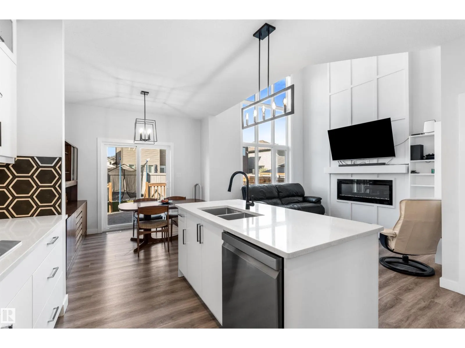 35 MEADOWBROOK WY