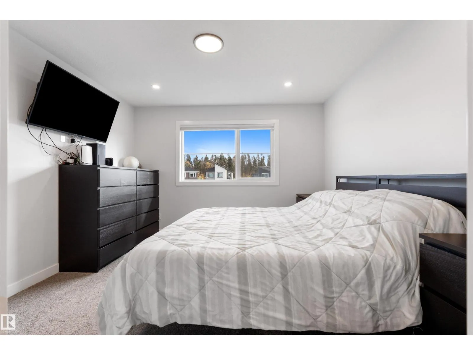 35 MEADOWBROOK WY