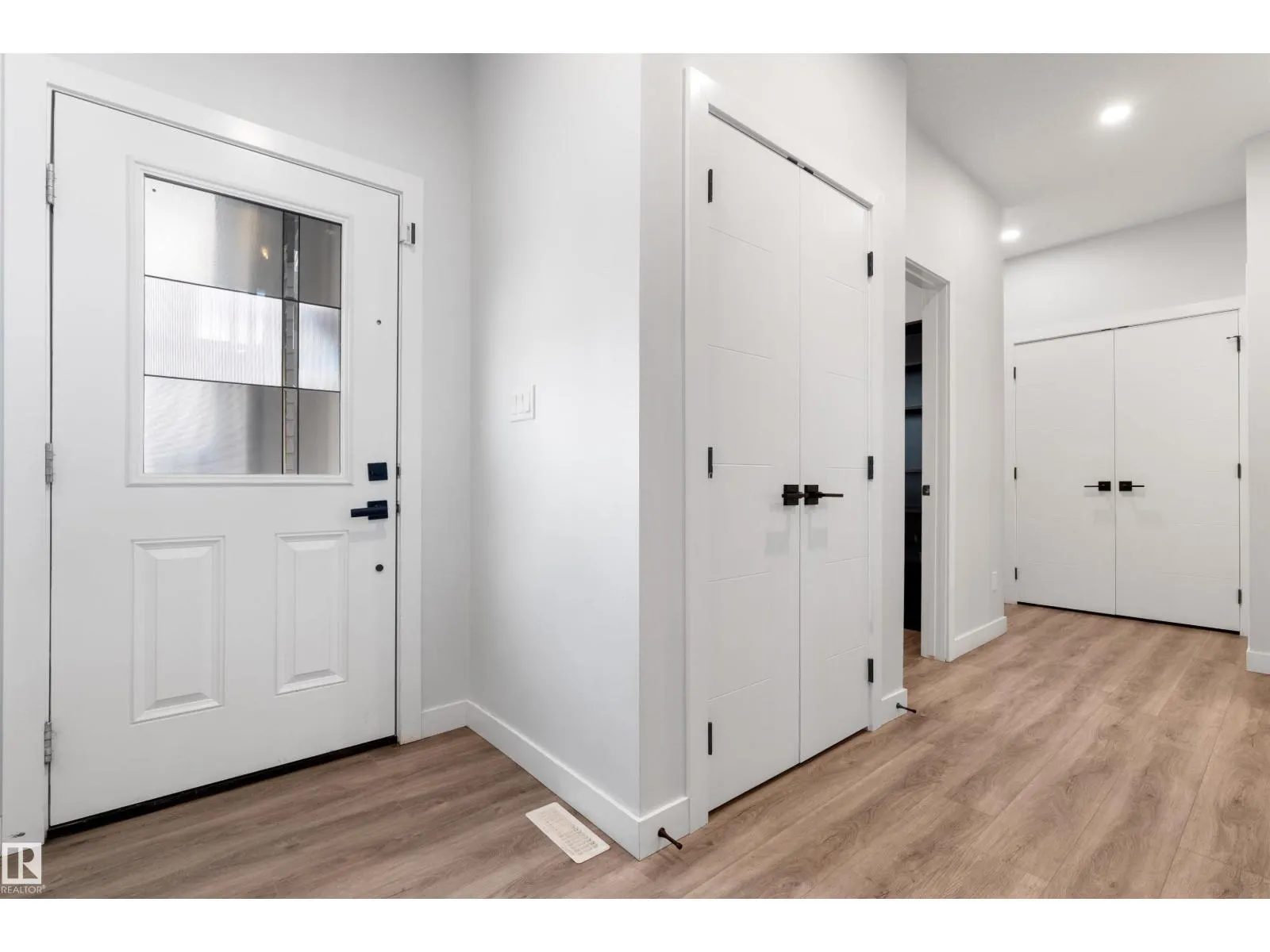 35 MEADOWBROOK WY