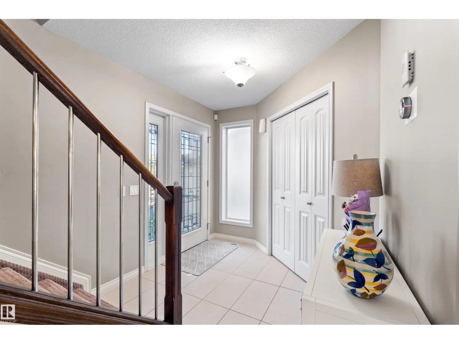 22 NORTON AV