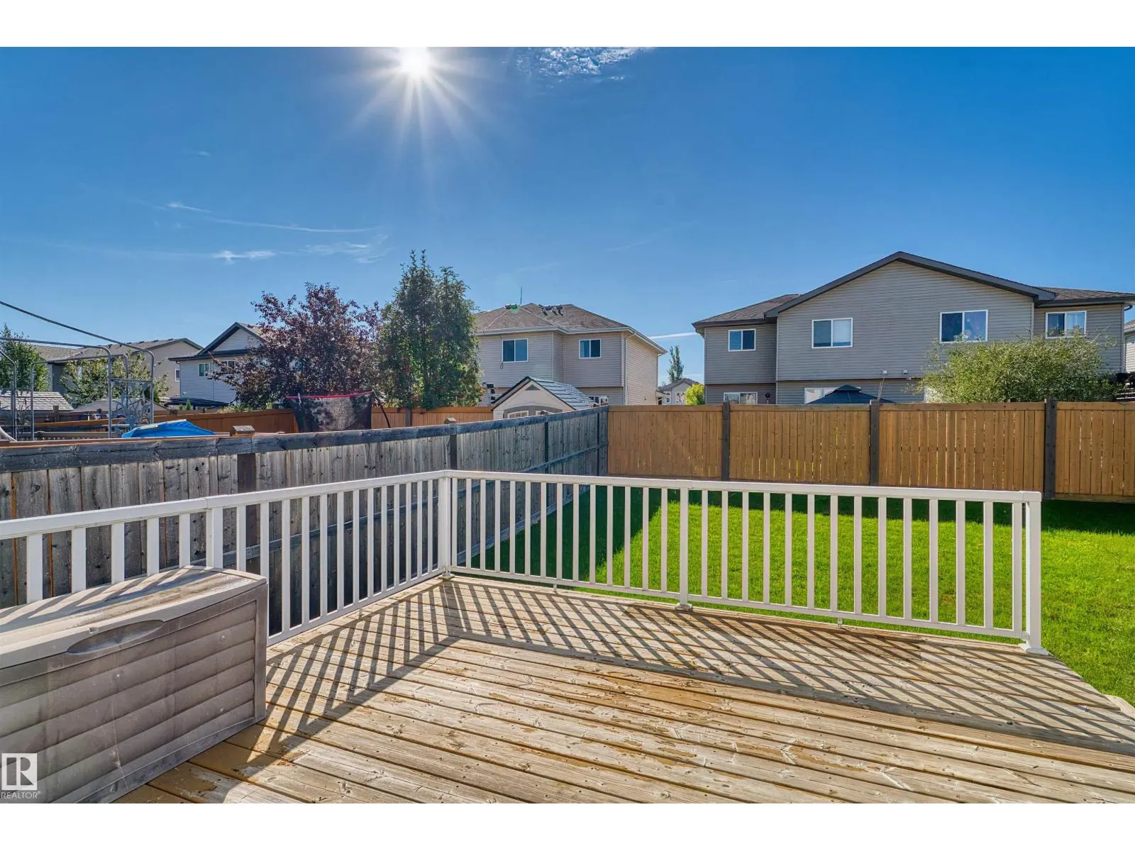 22 NORTON AV