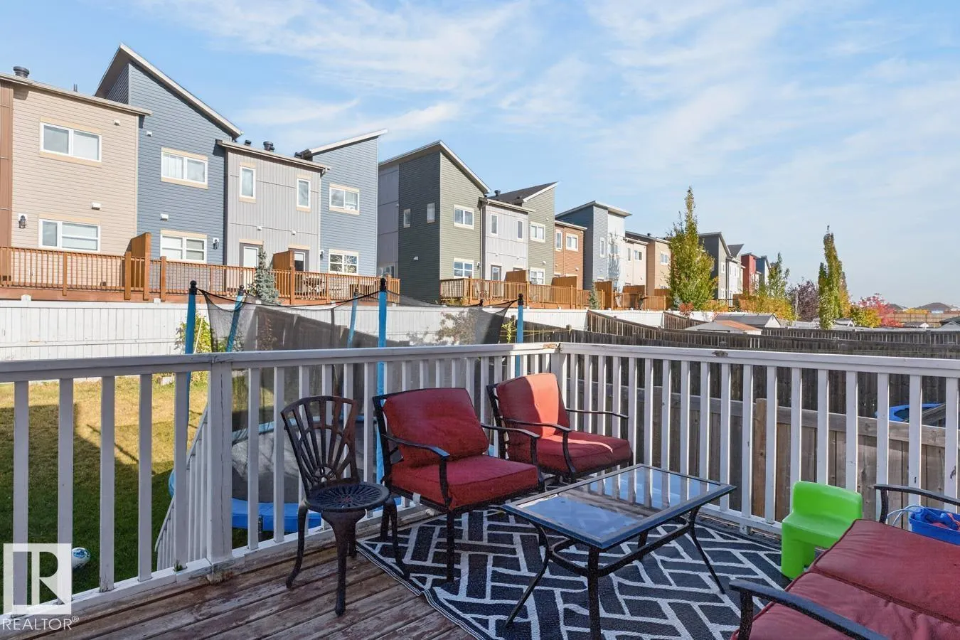 411 SIMMONDS WY