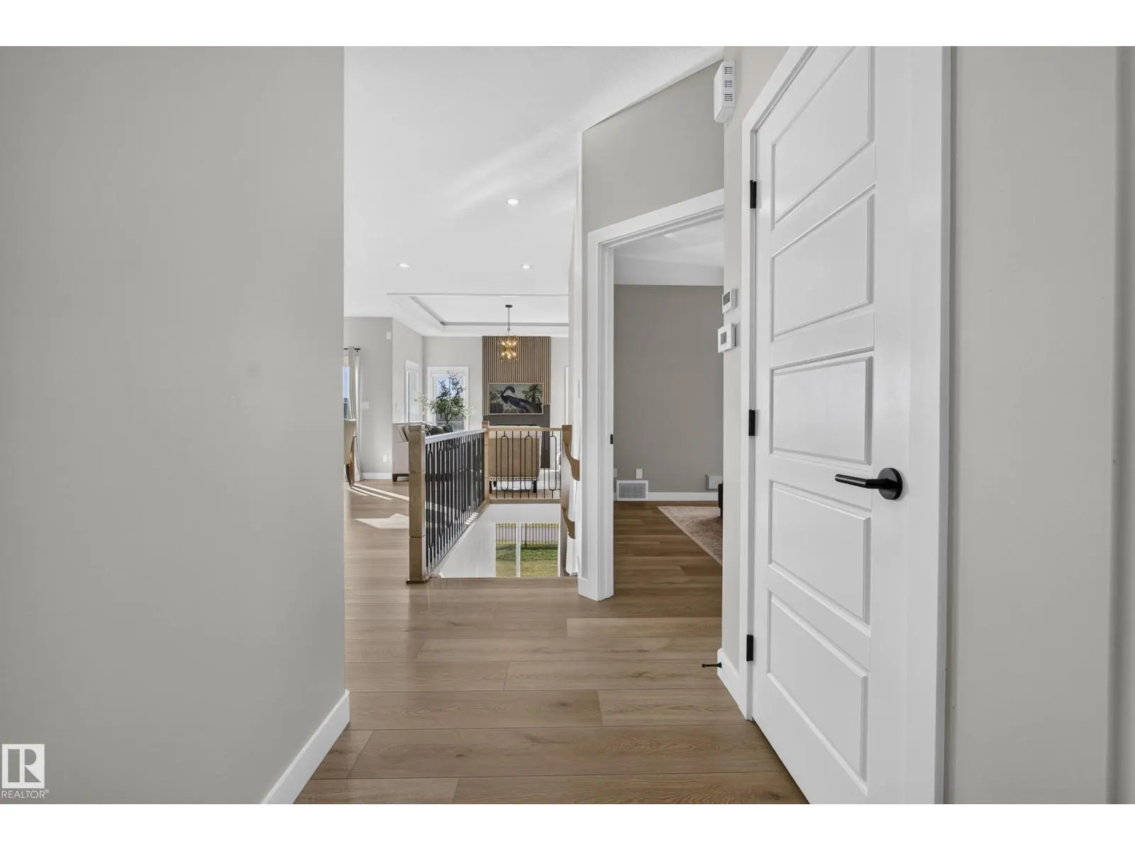 55 EDGEFIELD WY