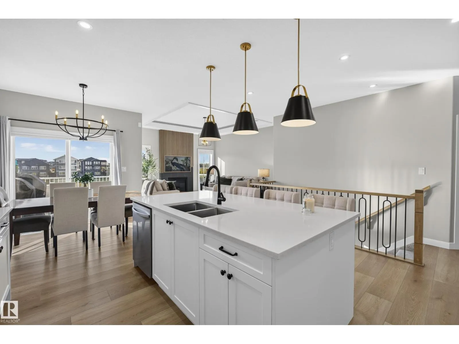 55 EDGEFIELD WY