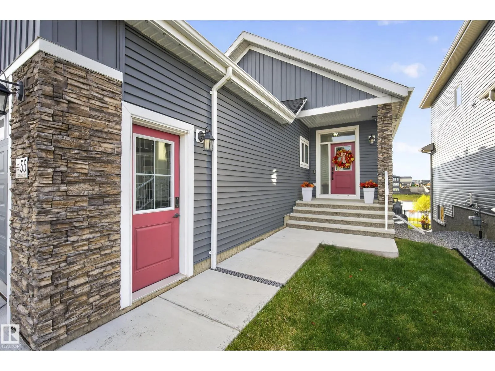 55 EDGEFIELD WY