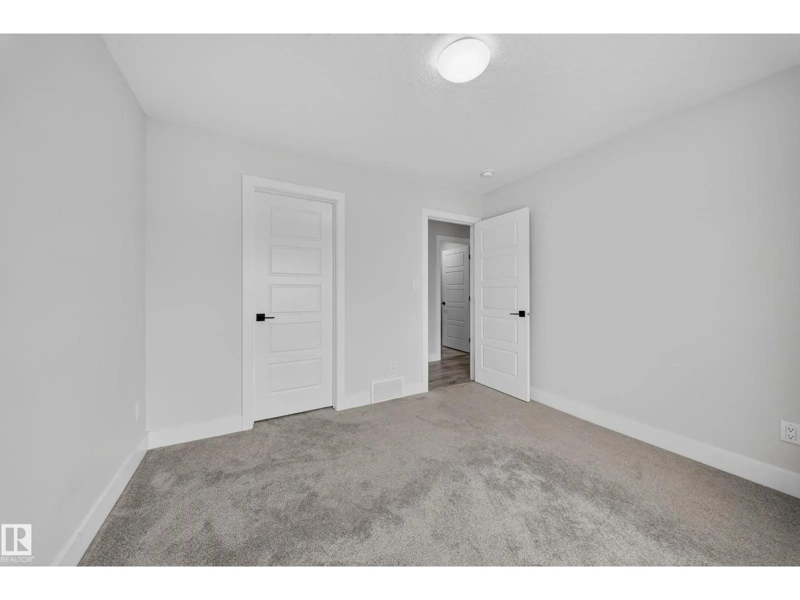 3217 Pelerin CR
