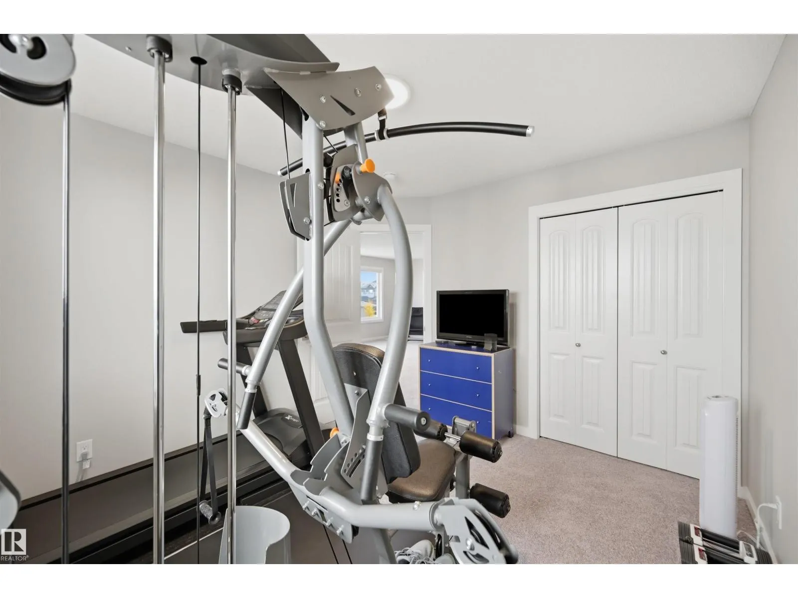168 LARCH CR