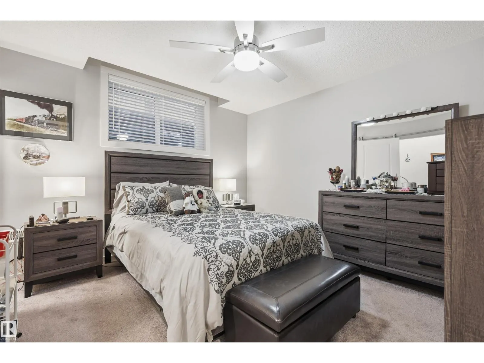 168 LARCH CR