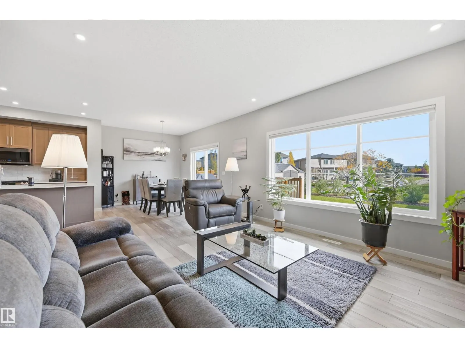 168 LARCH CR