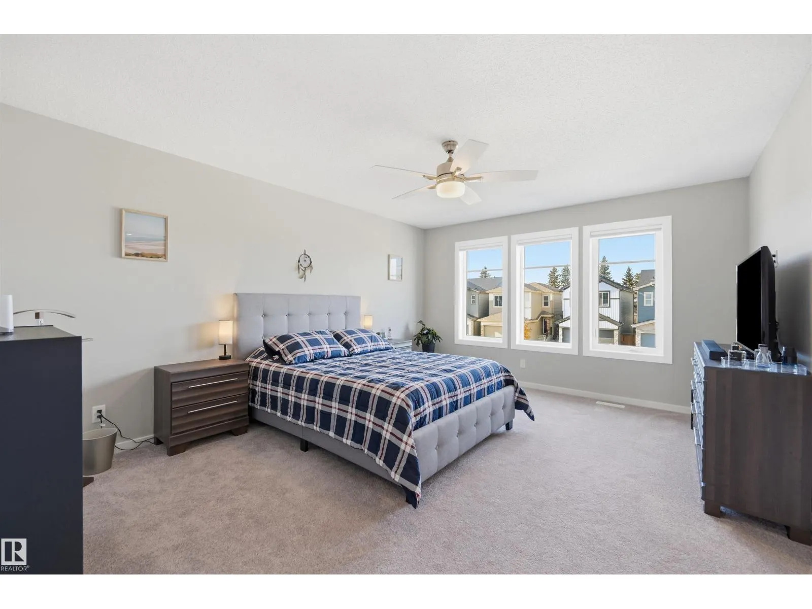 168 LARCH CR