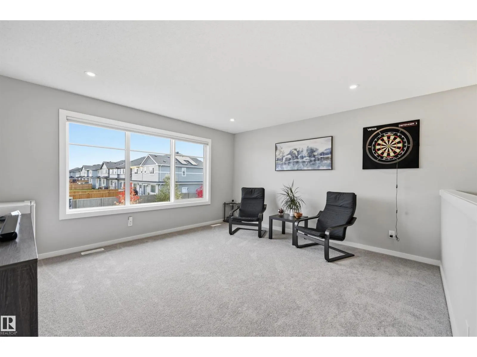 168 LARCH CR