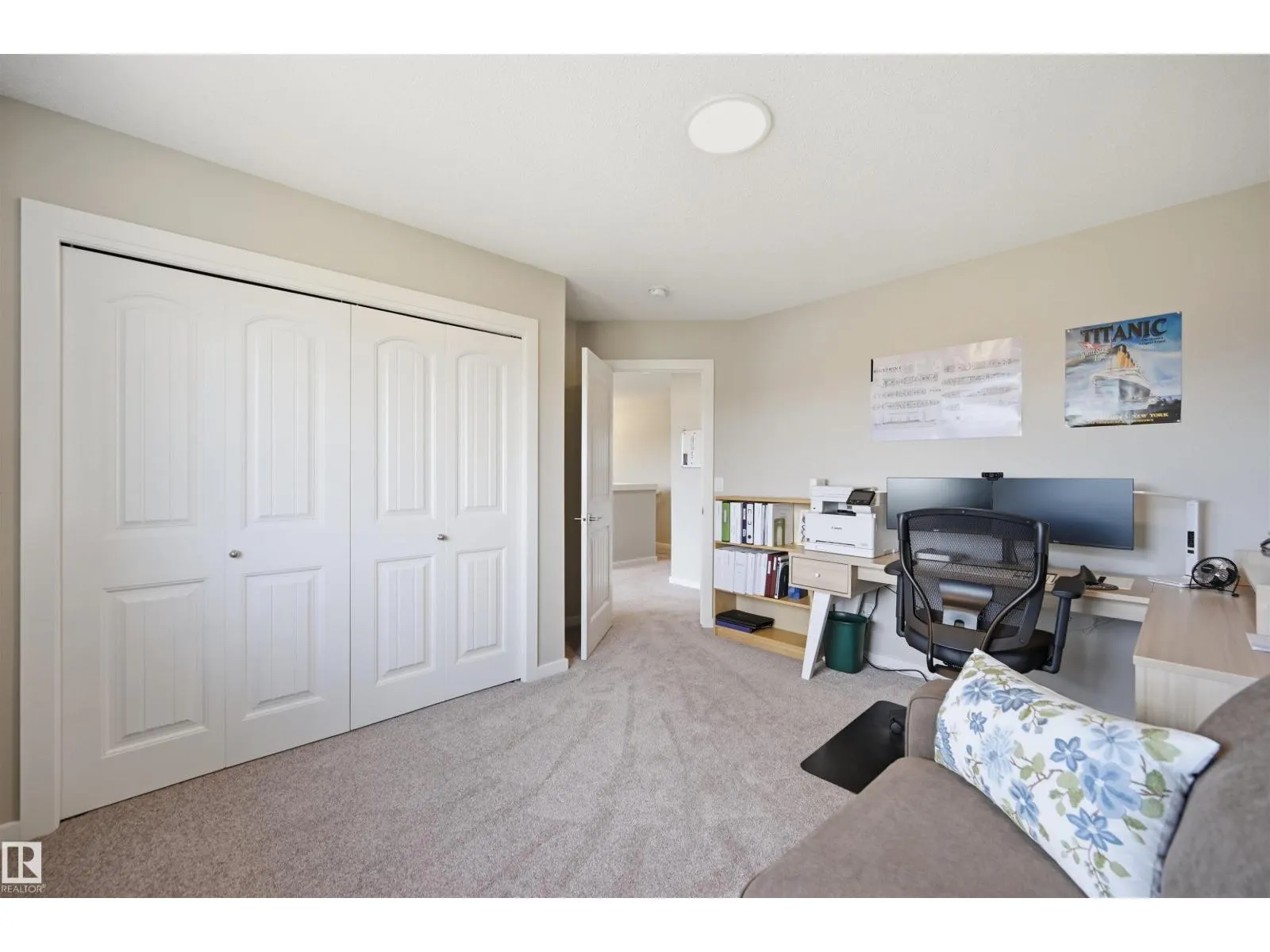 168 LARCH CR