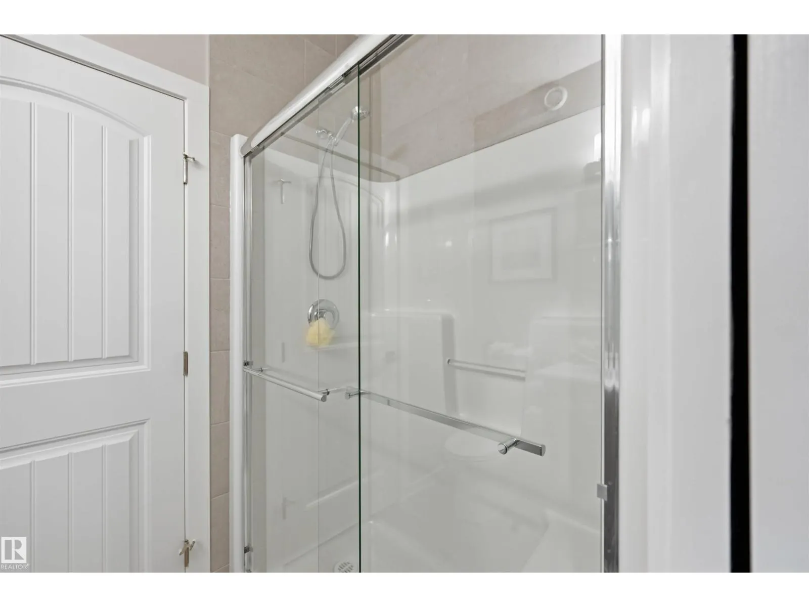 168 LARCH CR