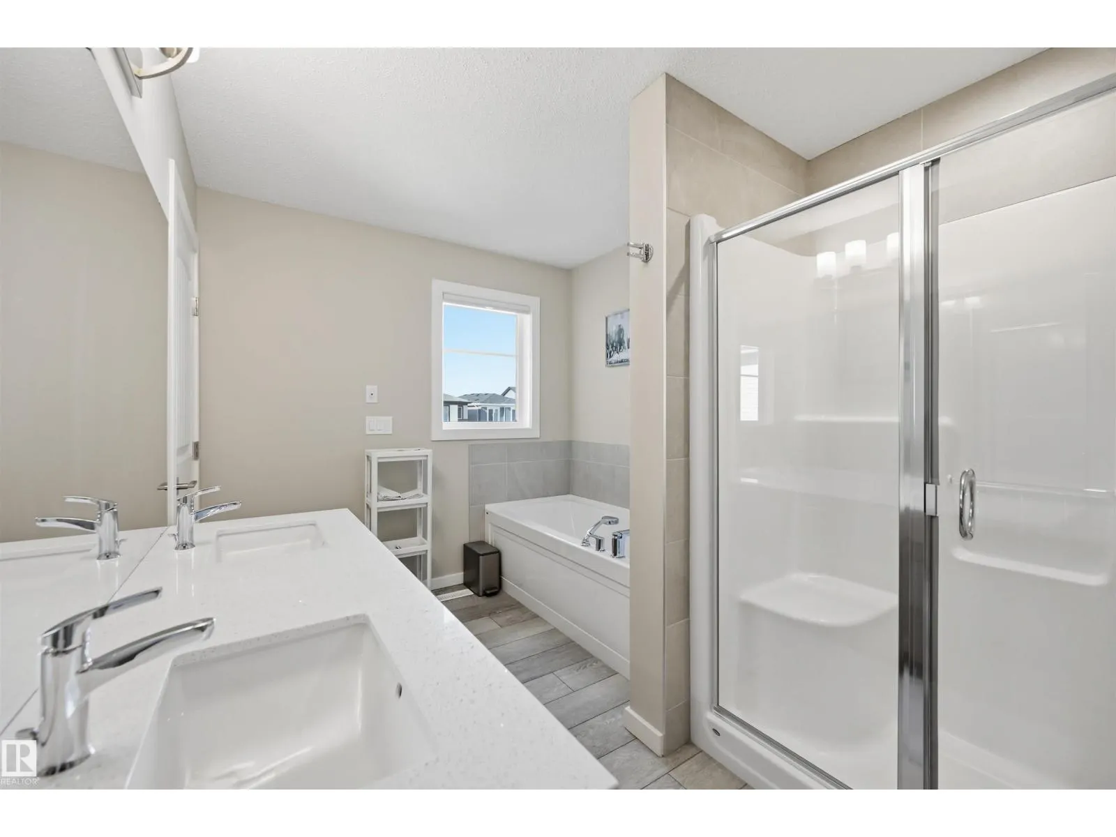 168 LARCH CR