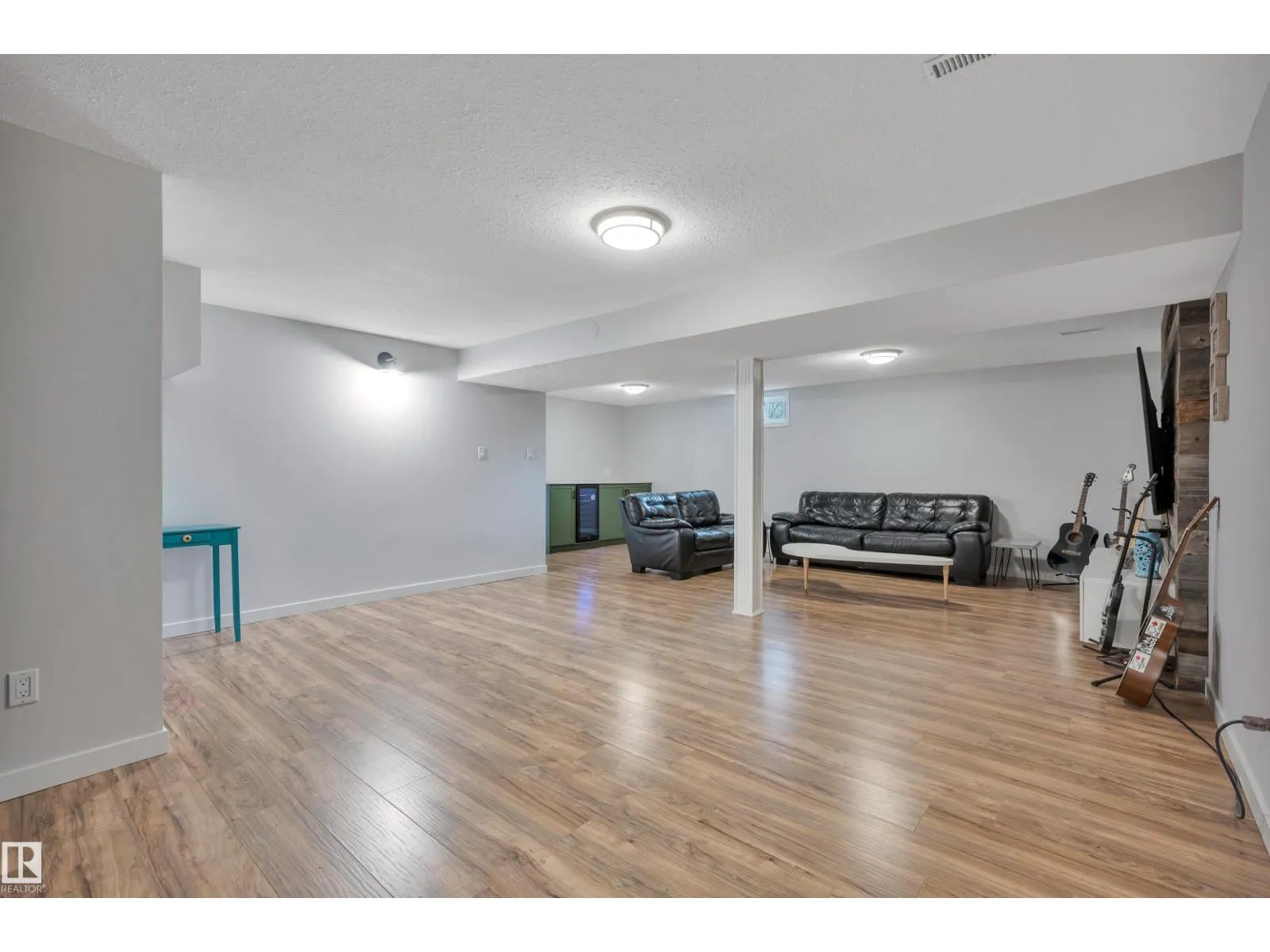 132 GARLAND CR