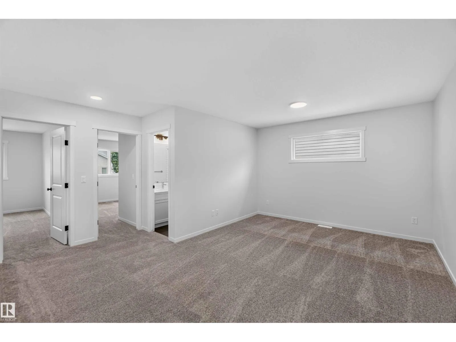 5 EMERSON LD