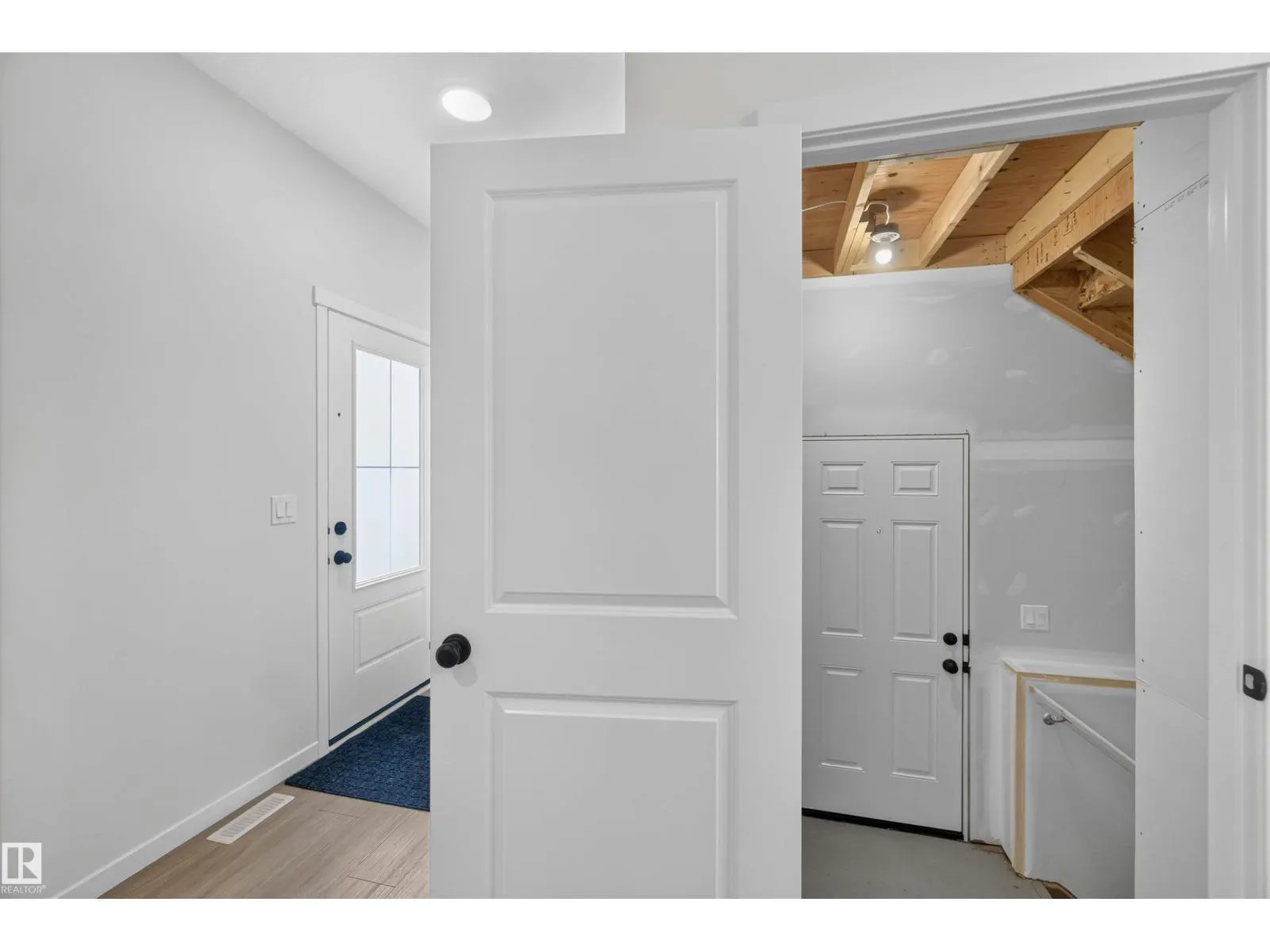 5 EMERSON LD
