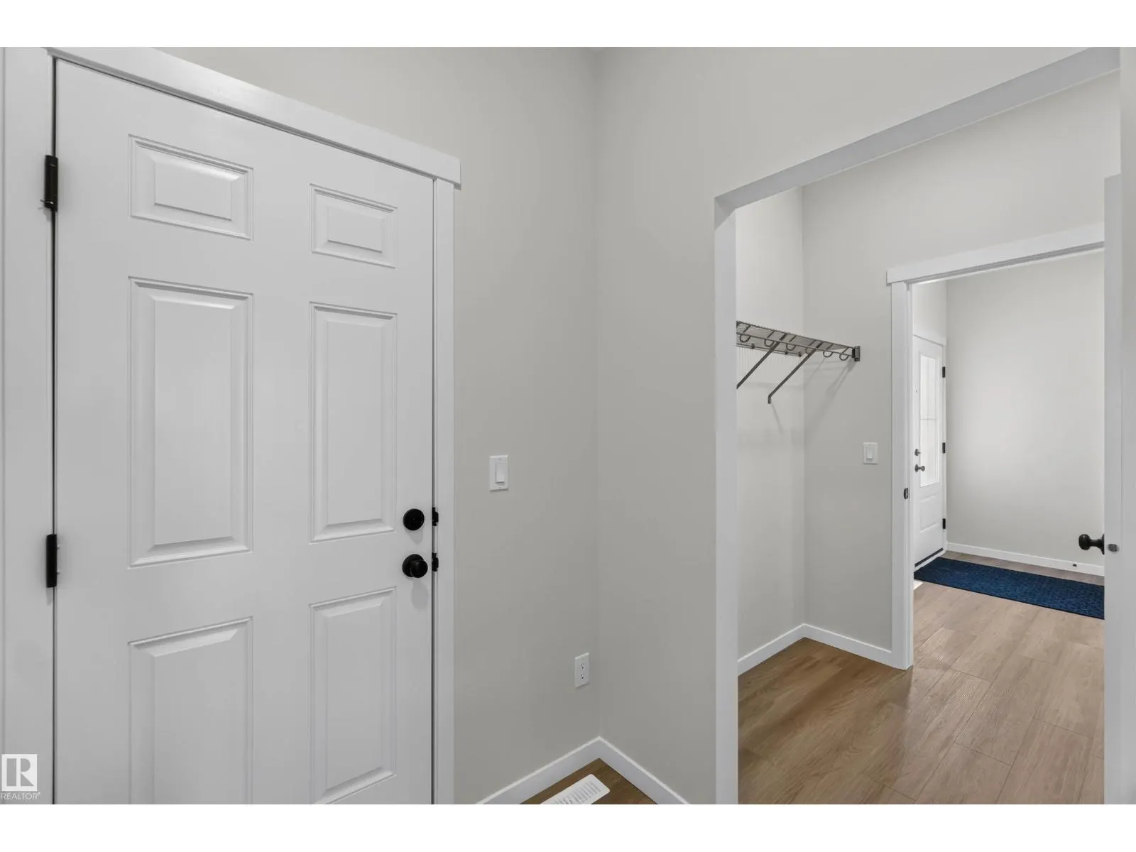 5 EMERSON LD