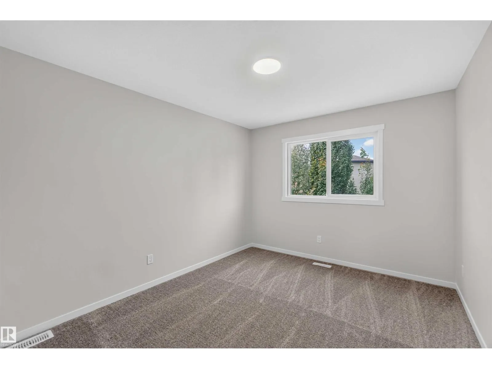5 EMERSON LD
