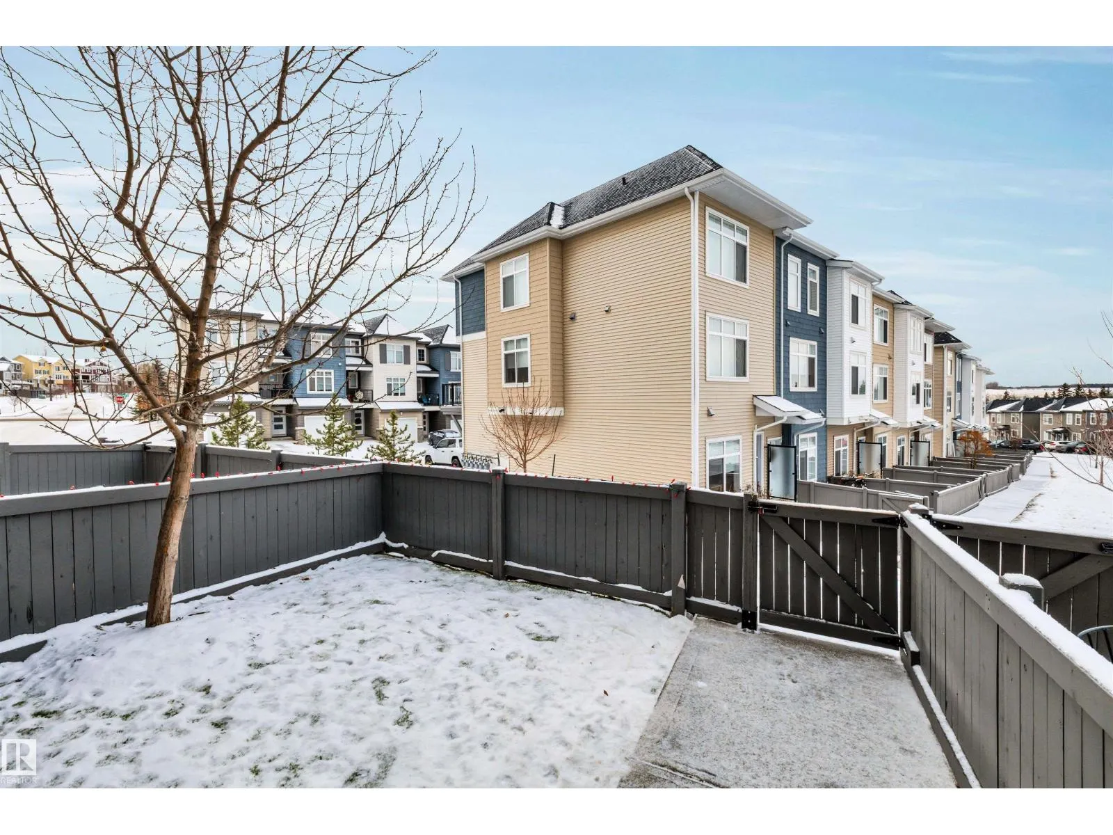 #87 600 BELLEROSE DR
