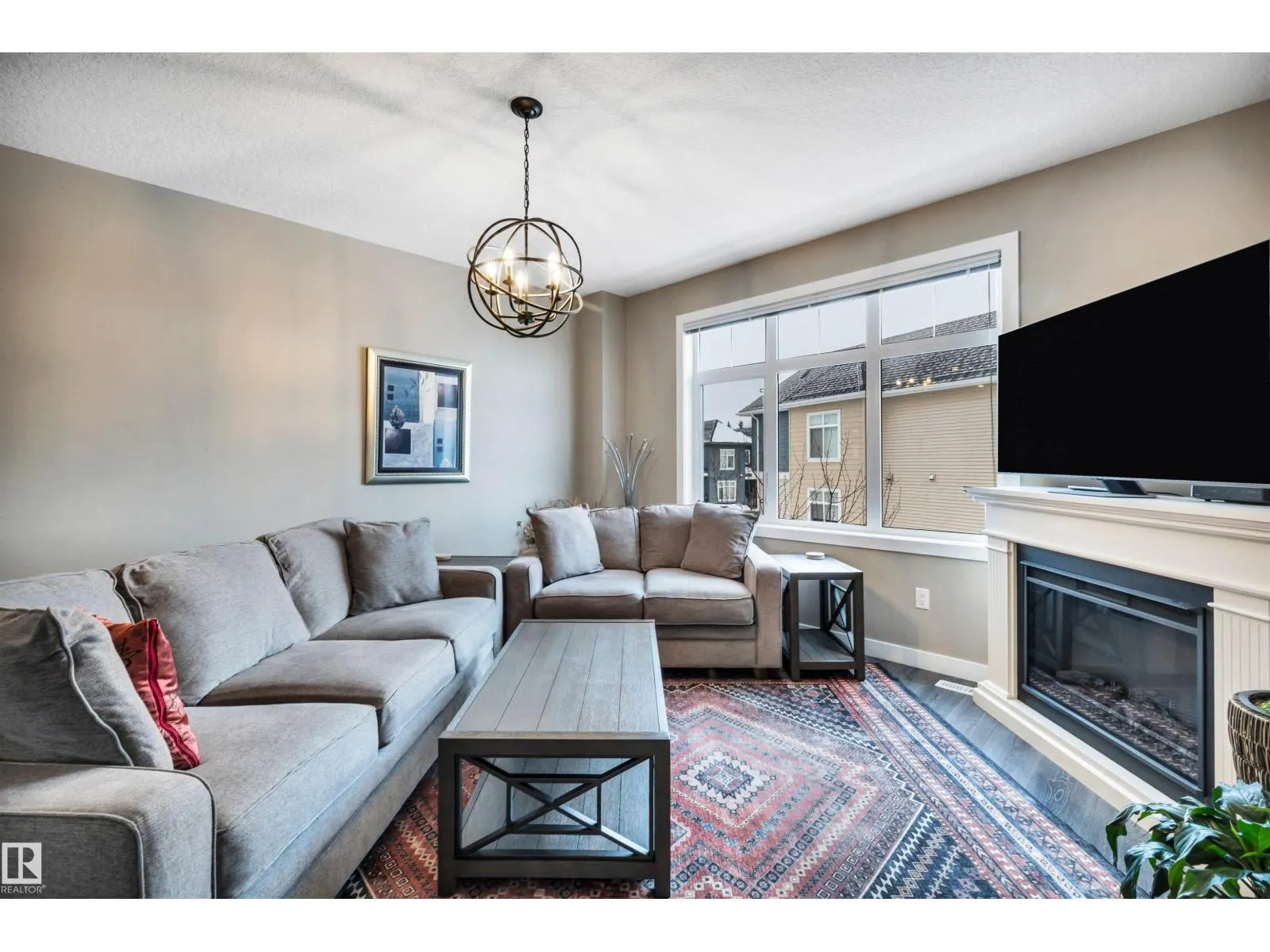 #87 600 BELLEROSE DR