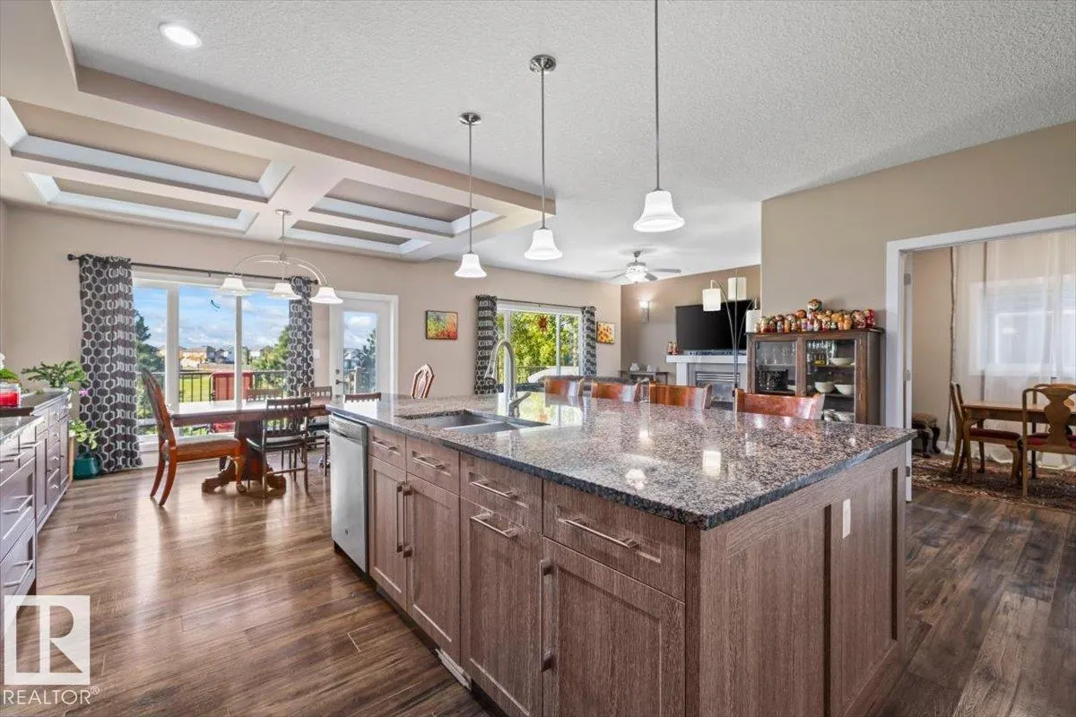 62 CHESTNUT WY