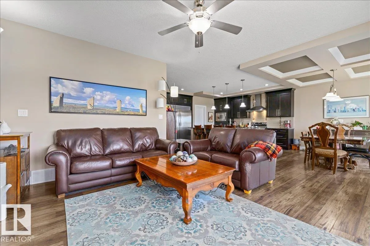 62 CHESTNUT WY