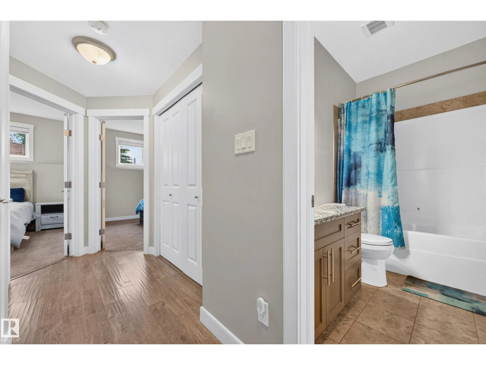 1602 GRAYBRIAR GR