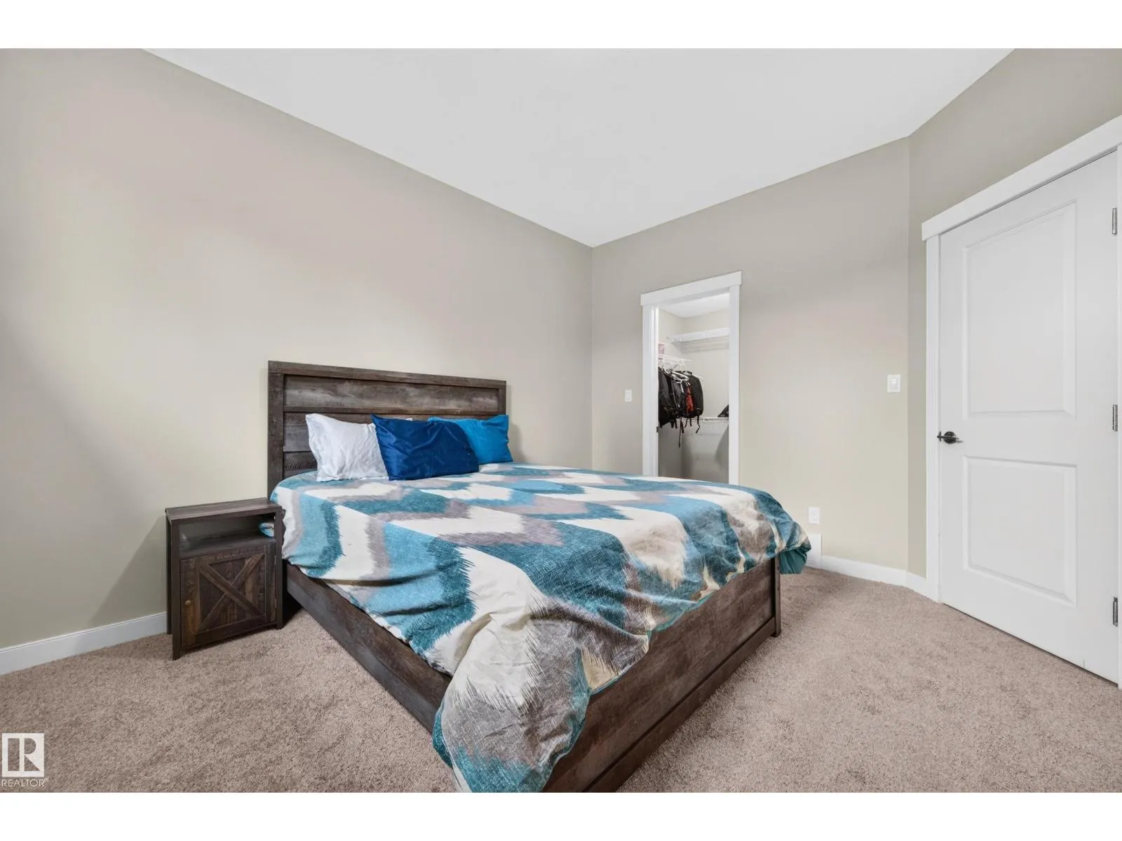 1602 GRAYBRIAR GR