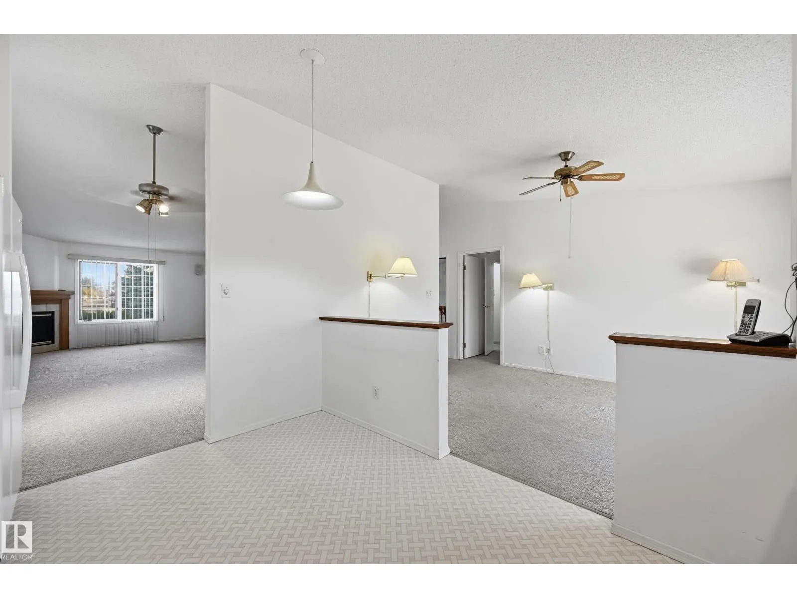 #19 10 GRANGE DR