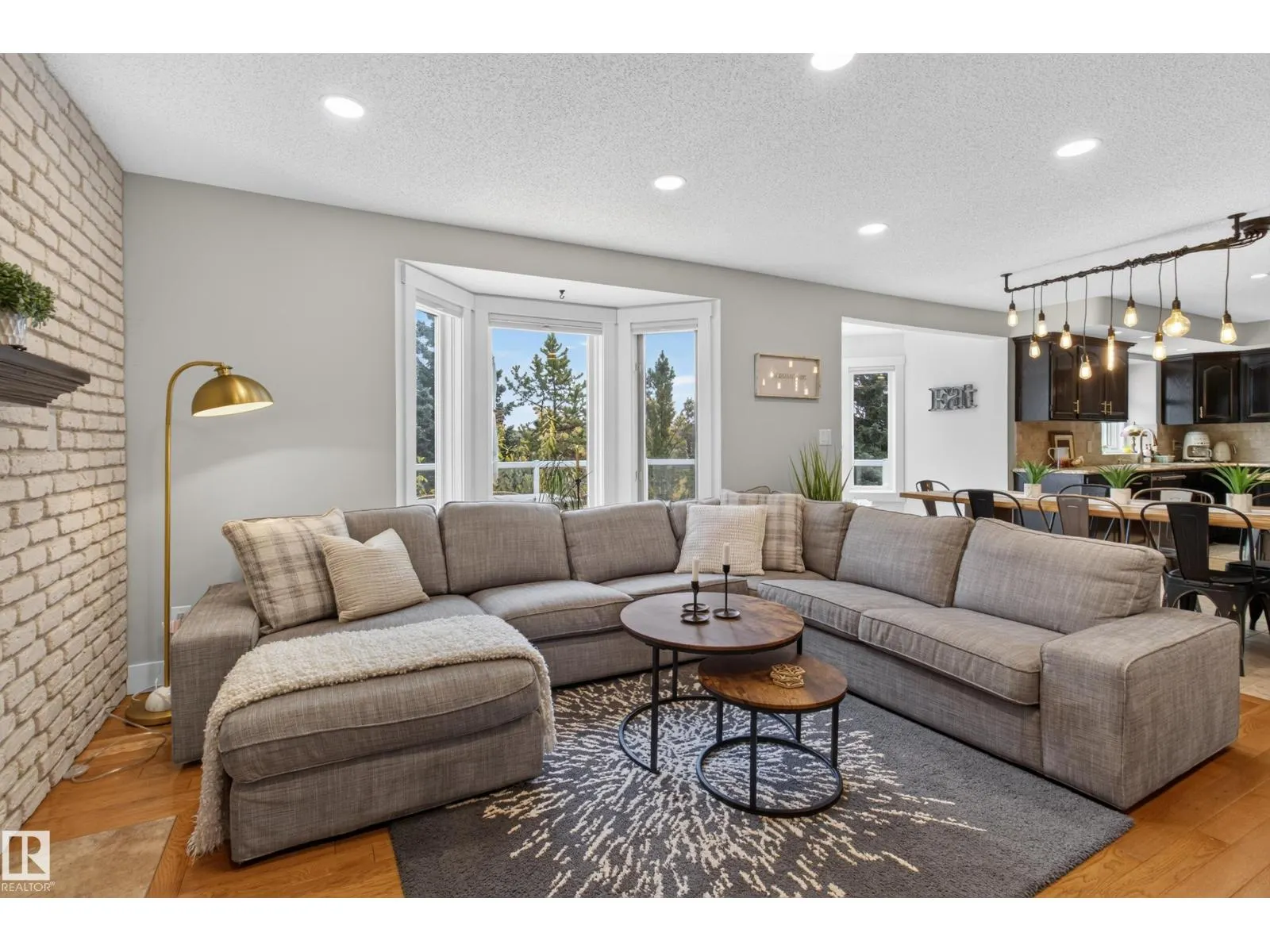 35 Ridgemont WY