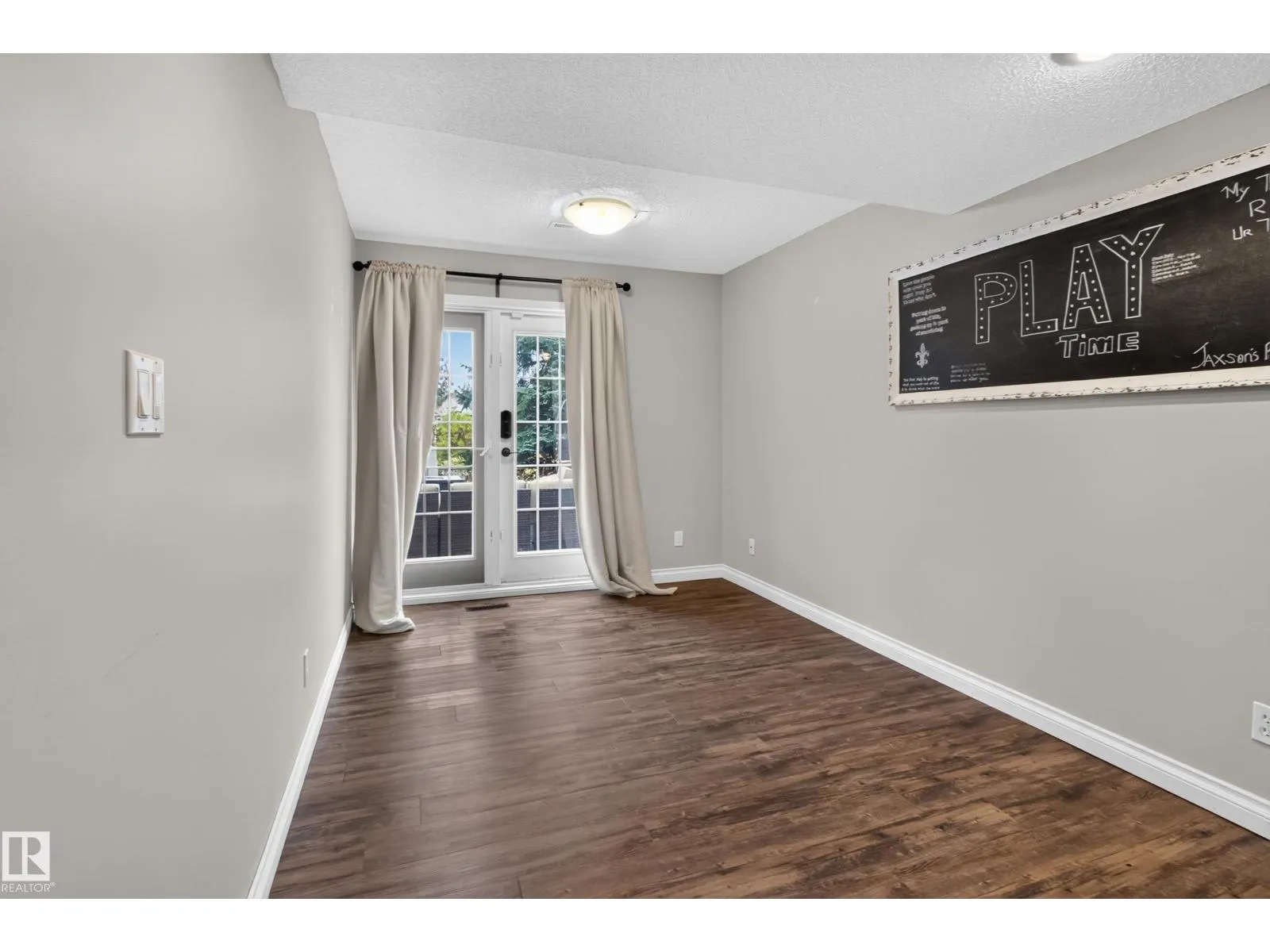 35 Ridgemont WY