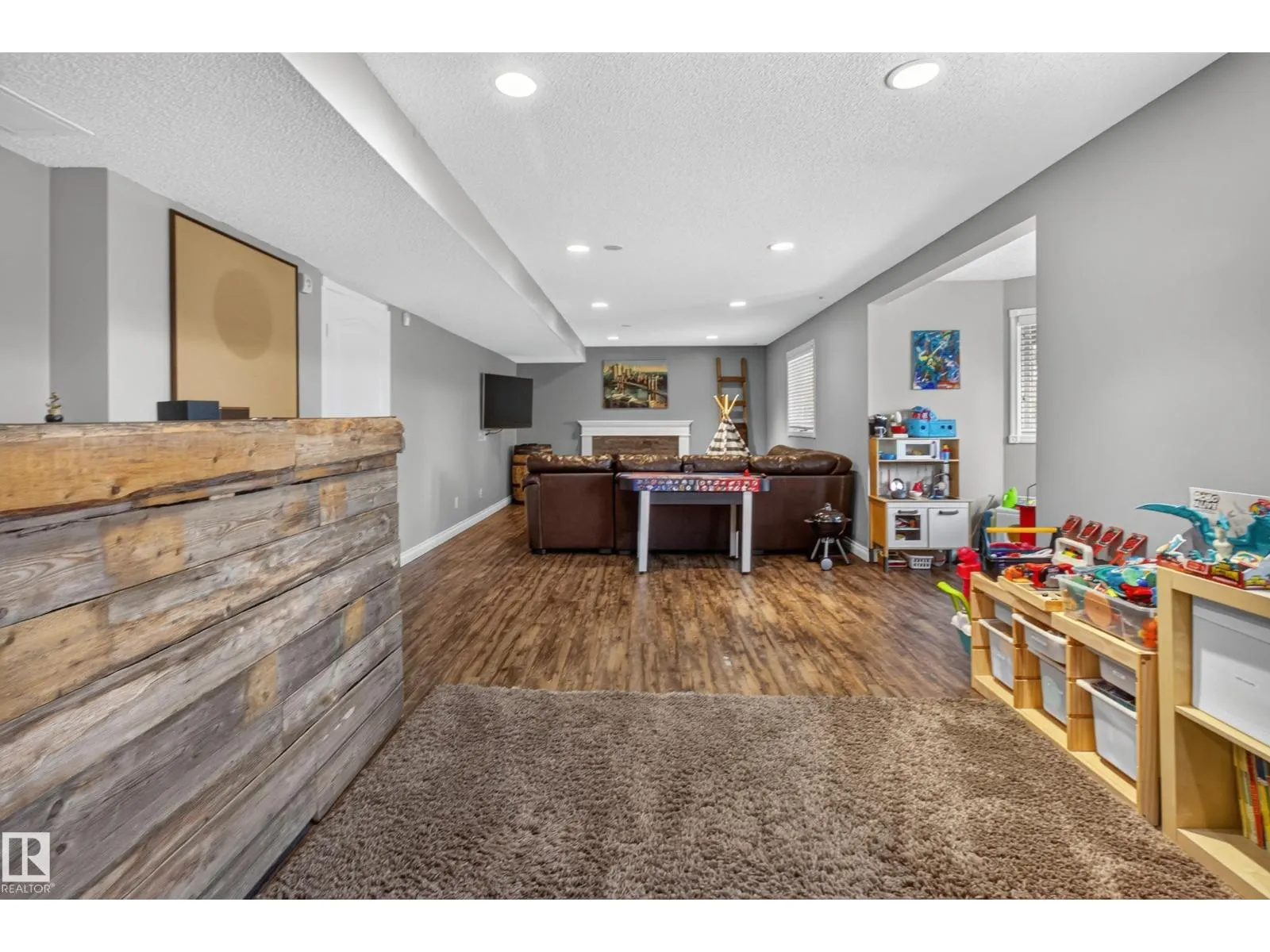 35 Ridgemont WY