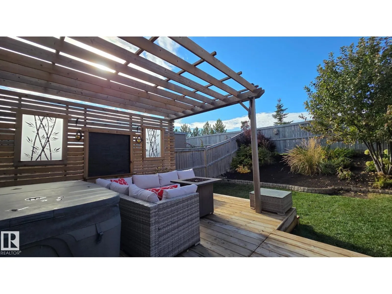 126 RADCLIFFE WD