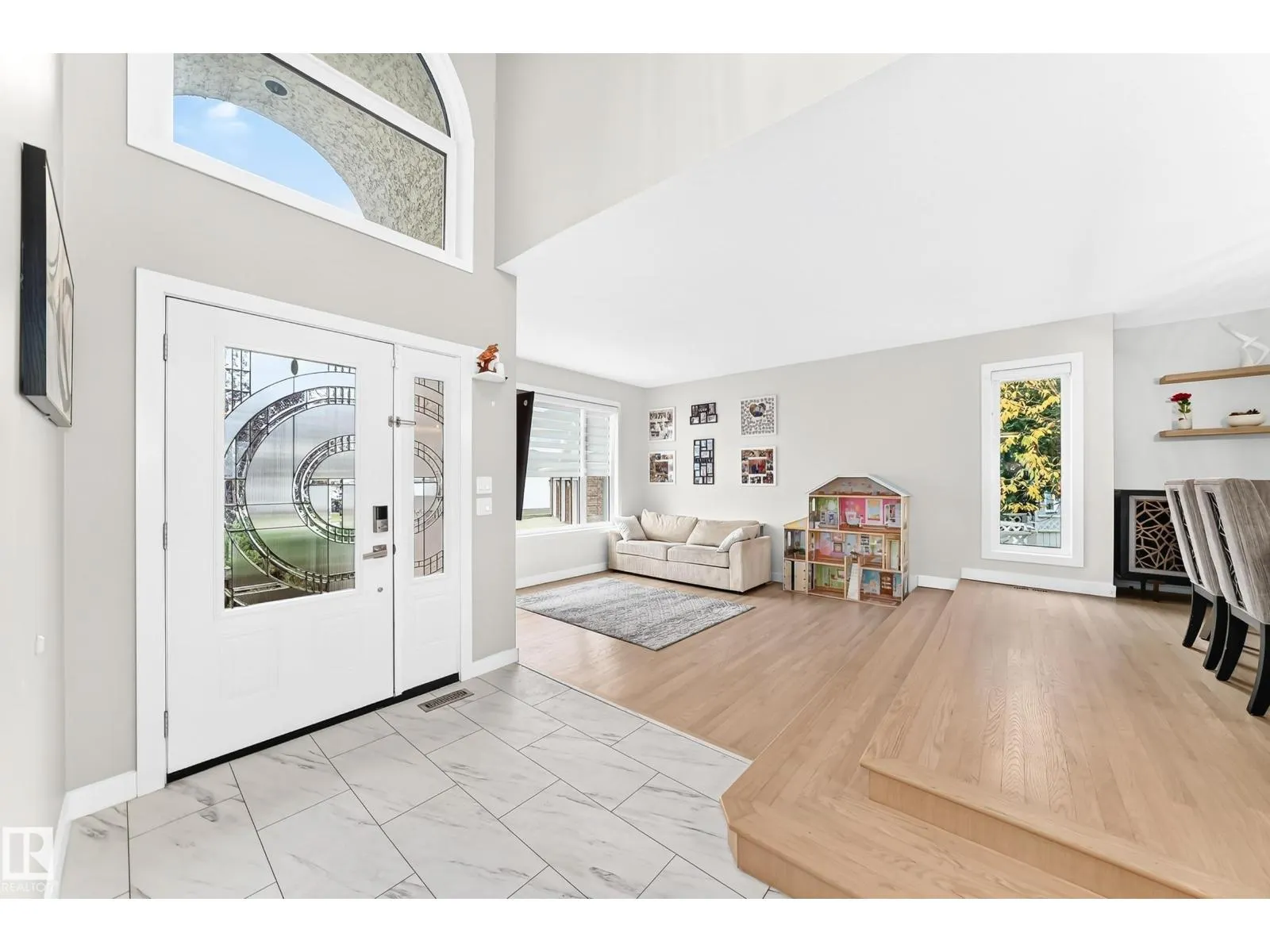 88 HIGHLAND WY
