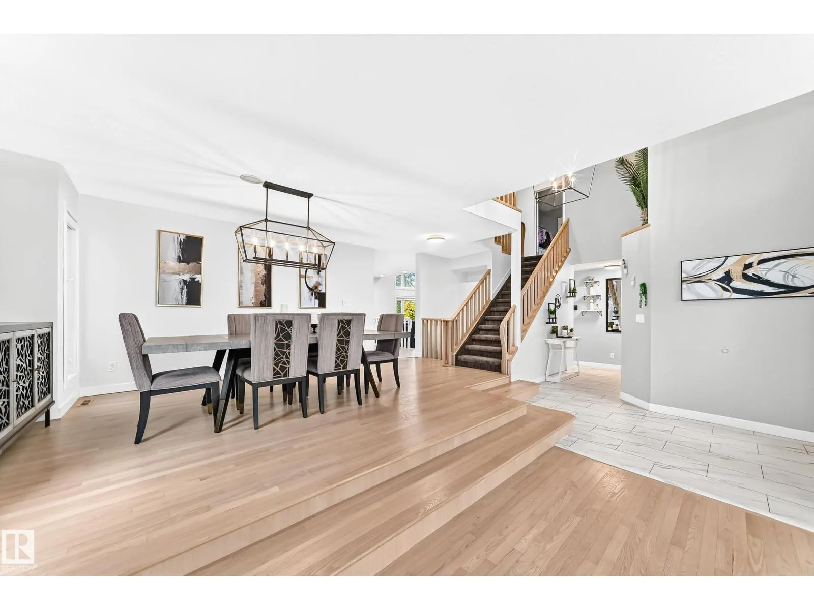 88 HIGHLAND WY