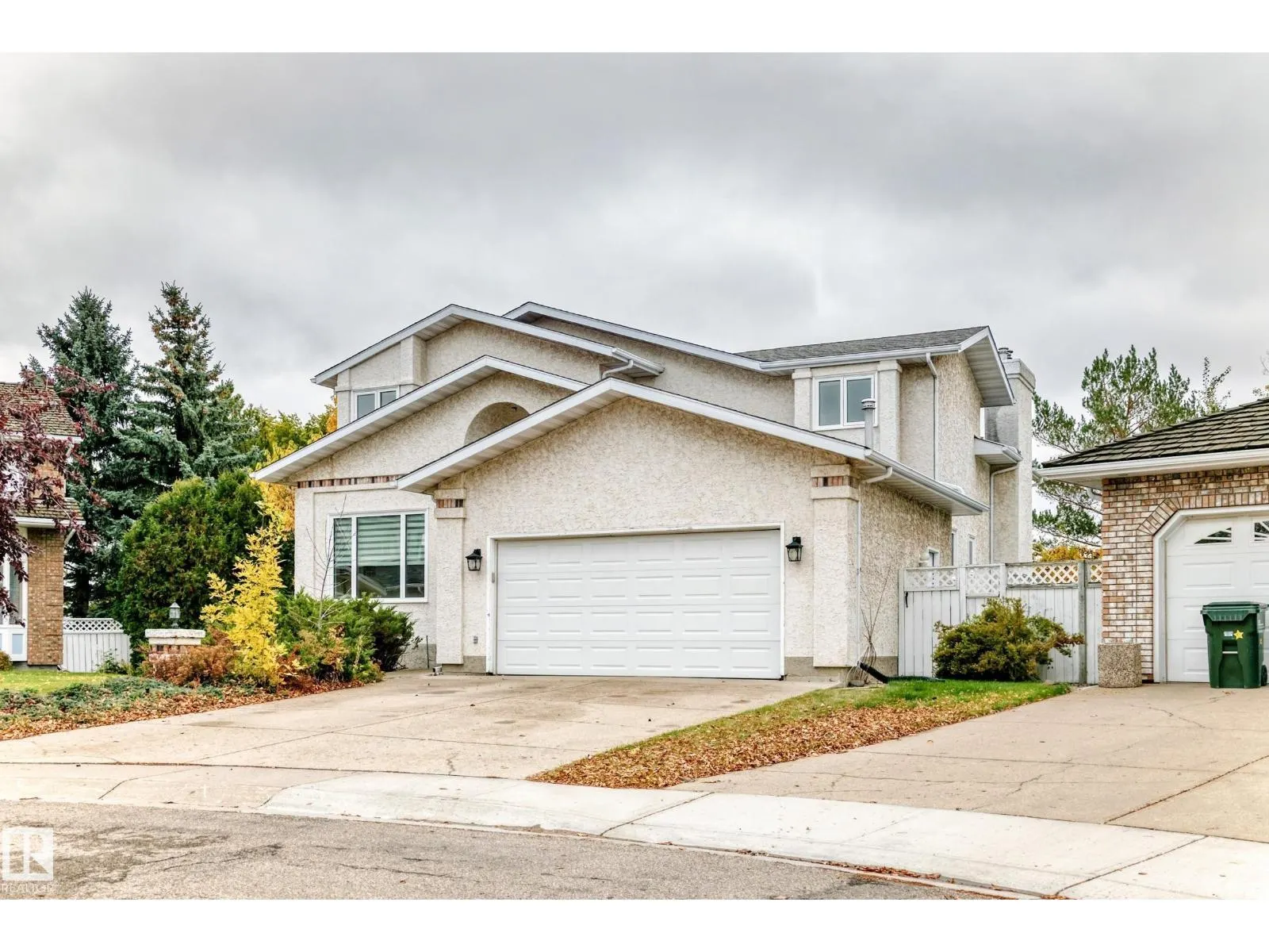 88 HIGHLAND WY